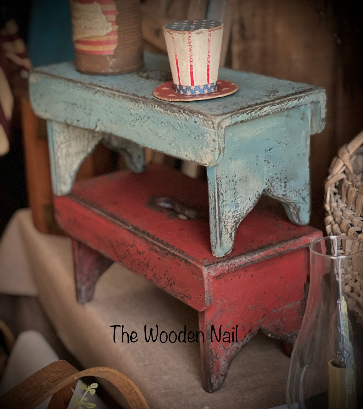 Primitive Cricket Riser Stool Bench