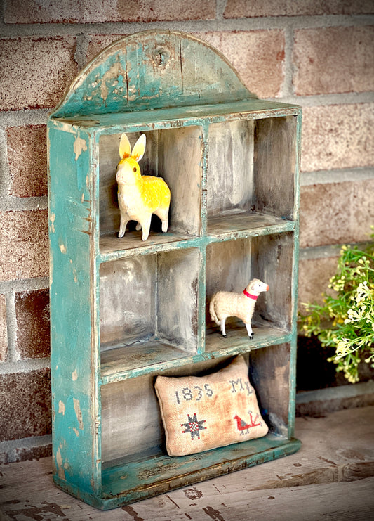 Primitive -5 cubby shelf